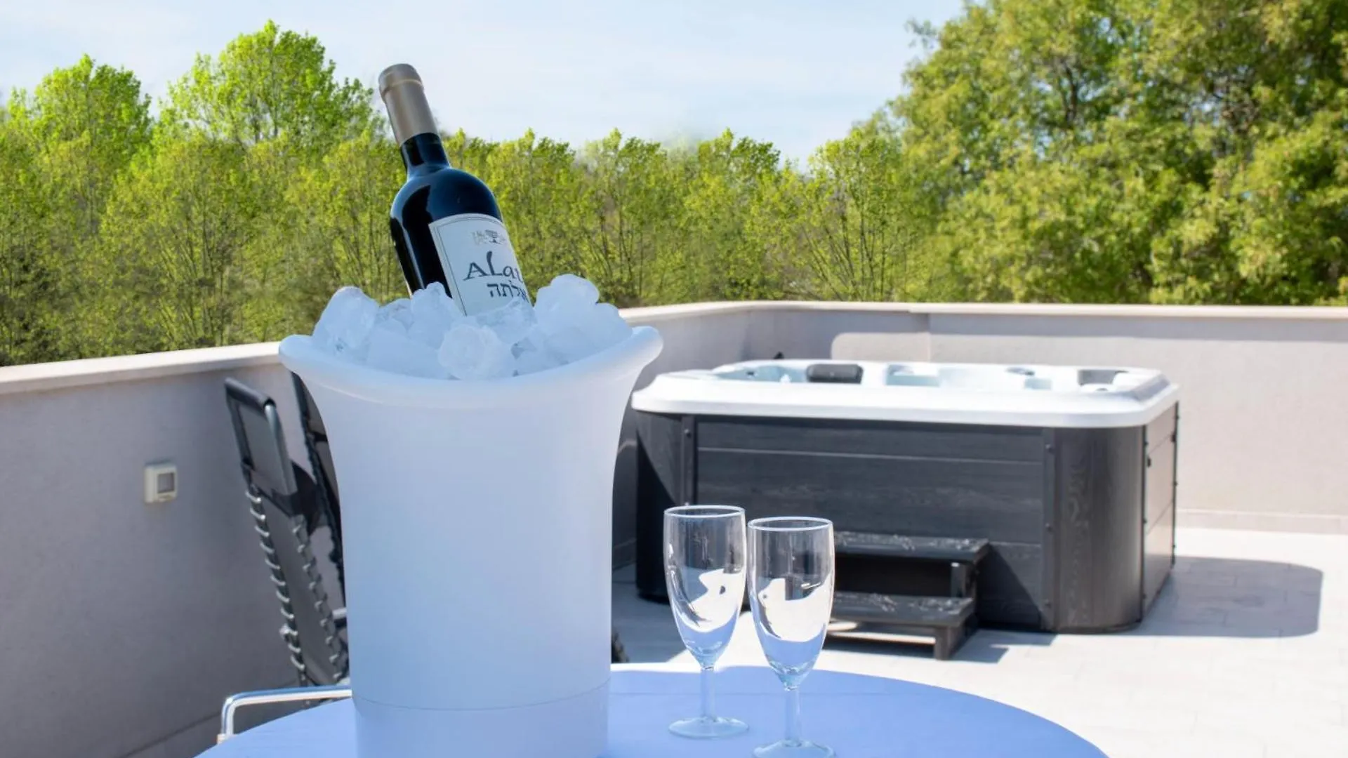 Ferienhaus Ivana Mit Jacuzzi In Pula,Istrien 0*, Pula